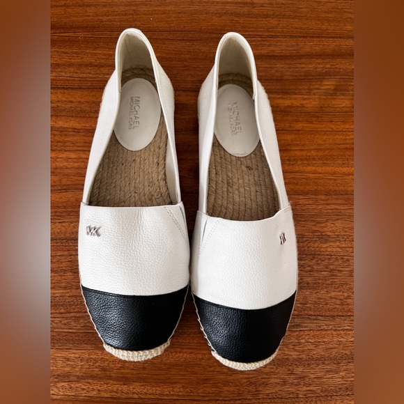 Michael Kors Shoes - MICHAEL MICHAEL KORS Kendrick Leather Slip-On Espadrille size 8